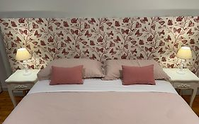 Victoria House B&B